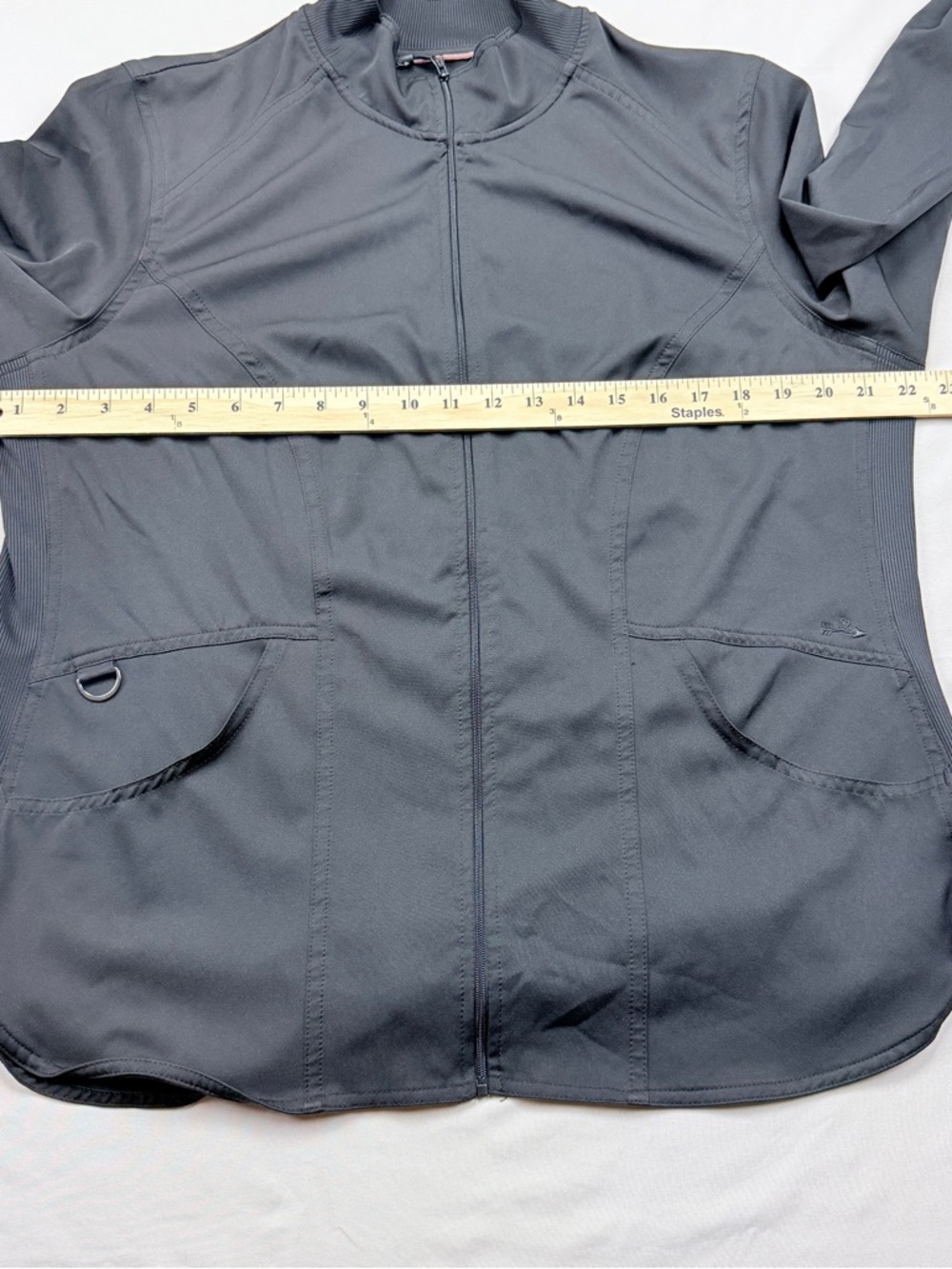 Ava Therese collection by Zavaté Apparel.
Women’s Black Zip-Front Scrub Jacket - Picture 4 of 11